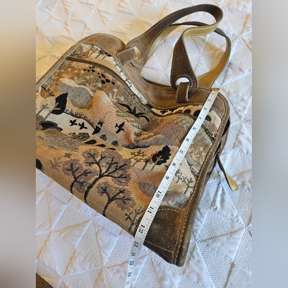 Vintage The French Company Suede Countryside Tapestry Luggage Handbag - Picture 10 of 13